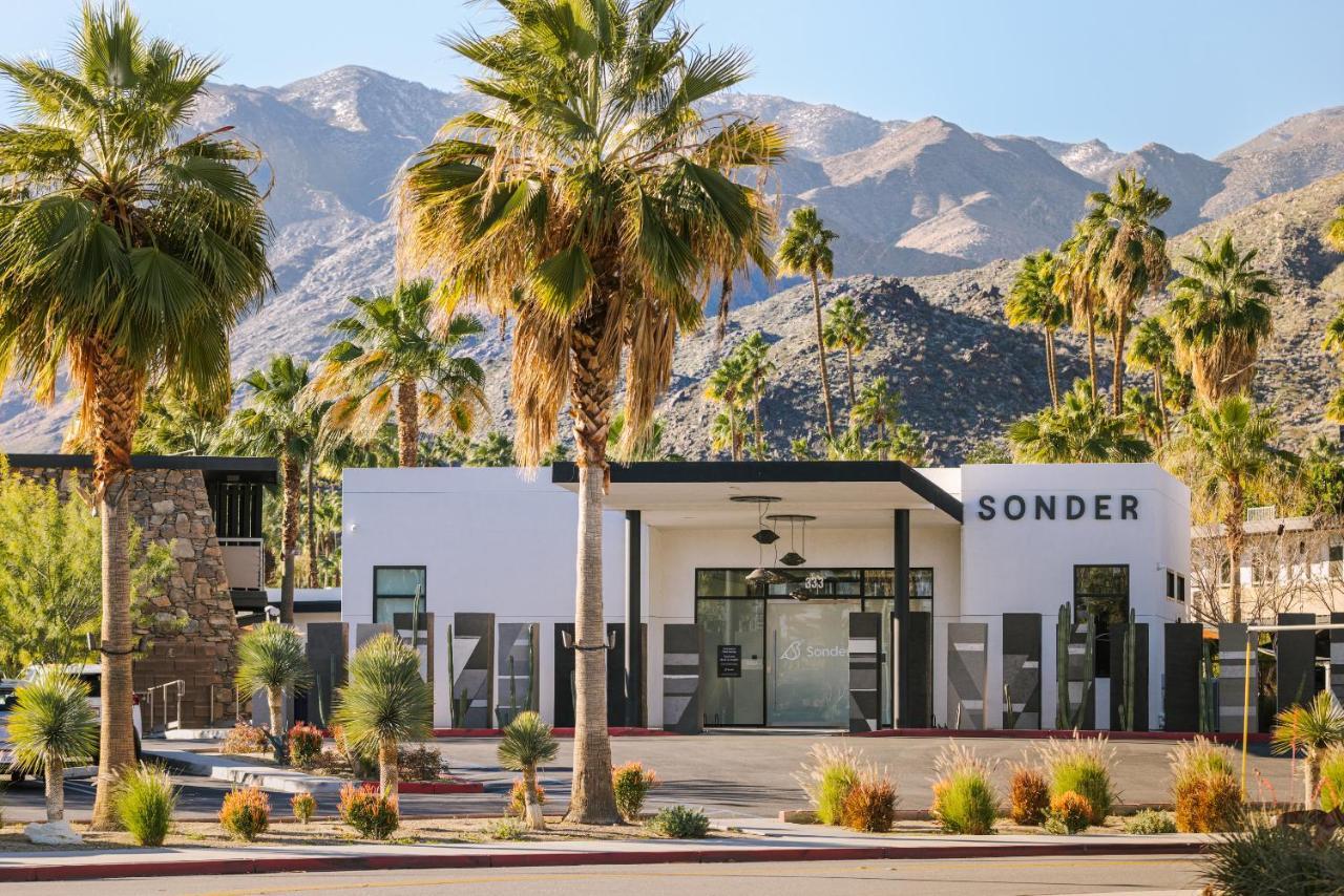 Hotel The V Powered By Sonder Palm Springs Exteriér fotografie