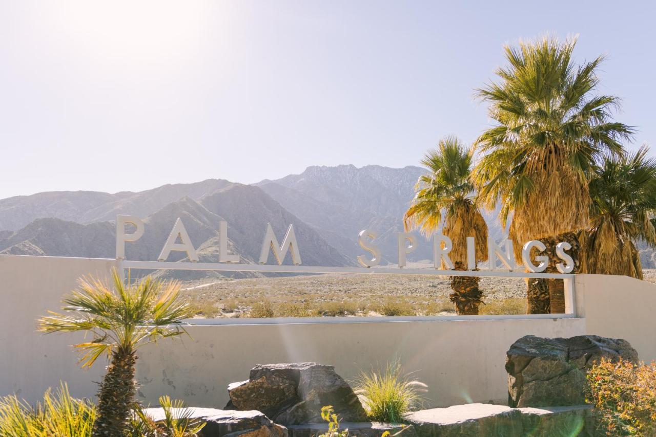 Hotel The V Powered By Sonder Palm Springs Exteriér fotografie